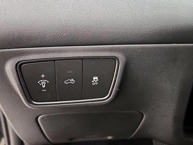 Photo of 2024 Black Hyundai SANTA CRUZ