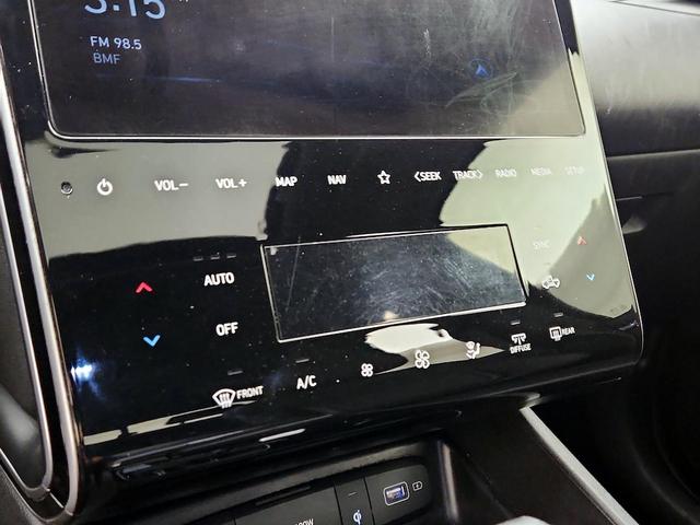 Photo of 2024 Black Hyundai SANTA CRUZ
