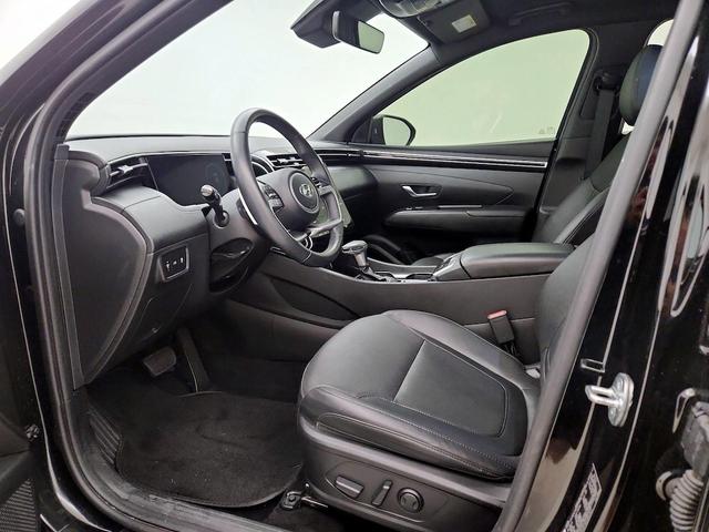 Photo of 2024 Black Hyundai SANTA CRUZ