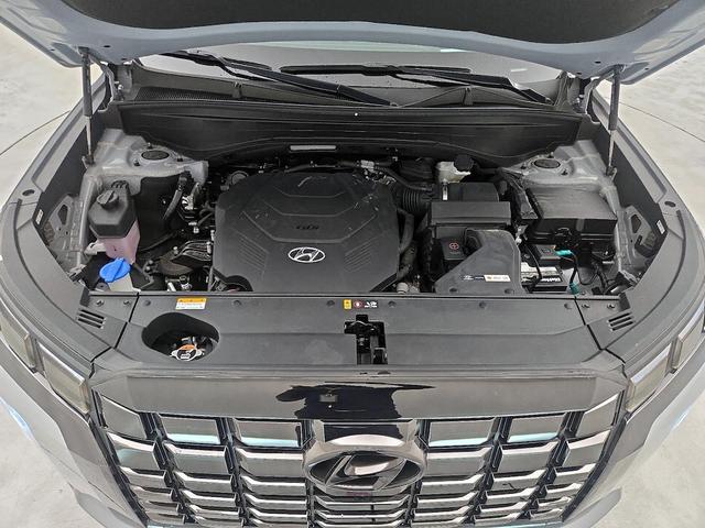 Photo of 2023 Silver Hyundai PALISADE