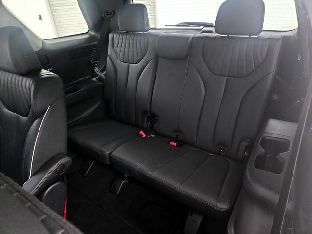 Photo of 2023 Silver Hyundai PALISADE