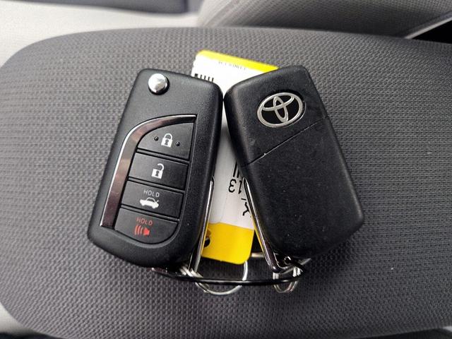 Photo of 2024 White Toyota Corolla