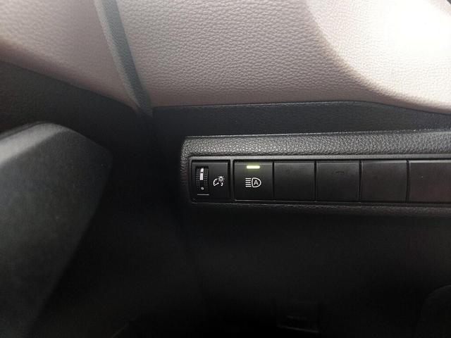 Photo of 2024 White Toyota Corolla