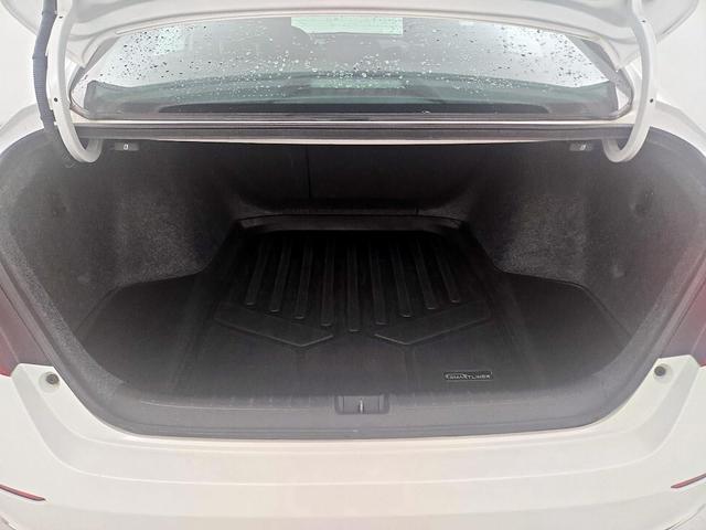 Photo of 2021 White Honda Accord