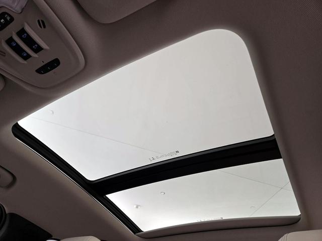 Photo of 2023 Burgundy Buick Encore GX