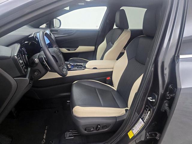 Photo of 2022 Gray Lexus NX 350h
