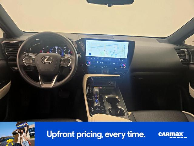 Photo of 2022 Gray Lexus NX 350h