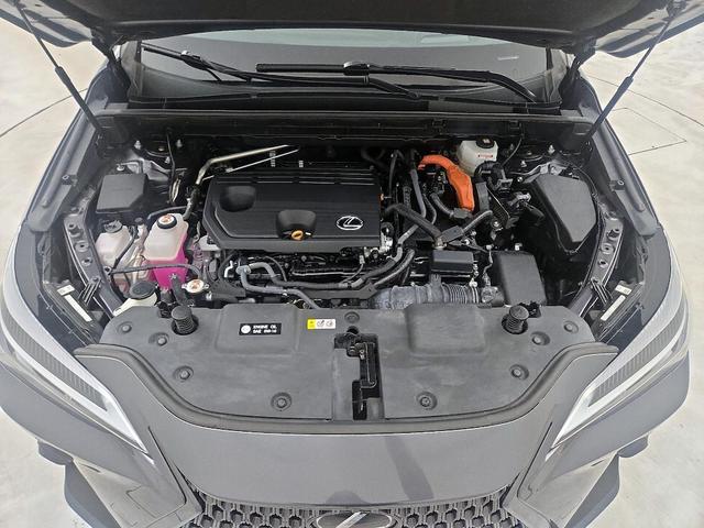 Photo of 2022 Gray Lexus NX 350h