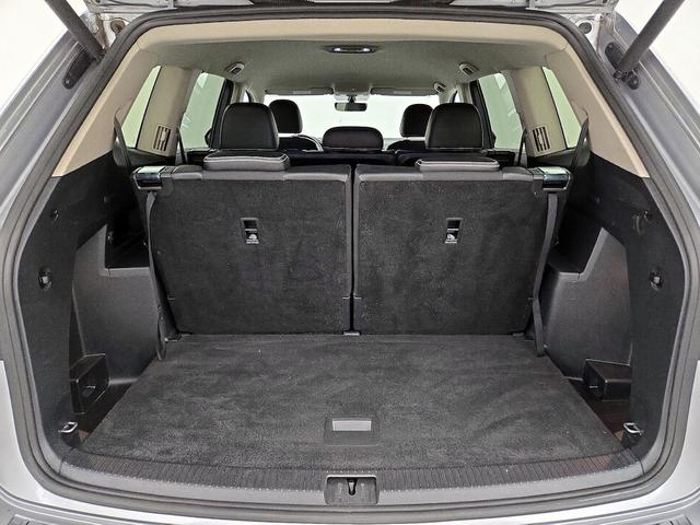Photo of 2022 Silver Volkswagen Atlas