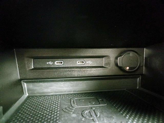 Photo of 2022 White Volkswagen Tiguan