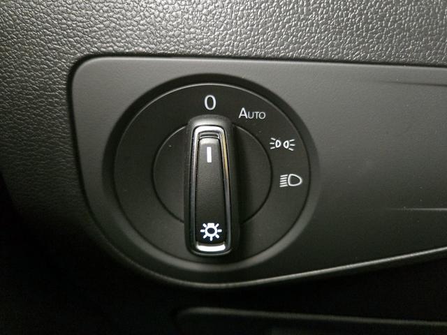 Photo of 2022 White Volkswagen Tiguan