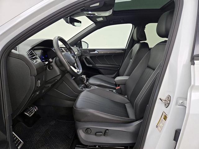 Photo of 2022 White Volkswagen Tiguan