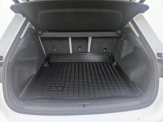 Photo of 2020 White Audi Q3