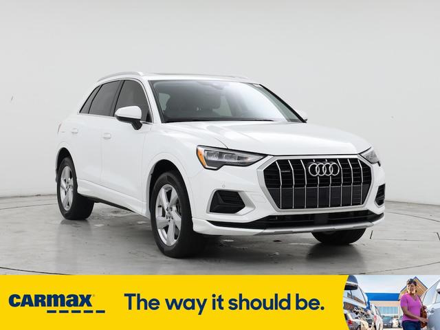 Photo of 2020 White Audi Q3