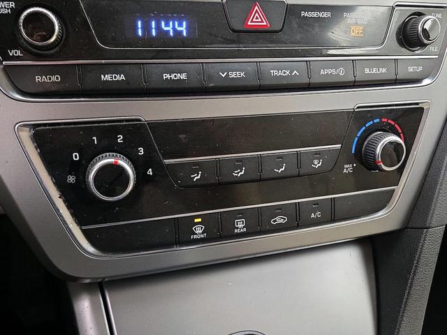 Photo of 2016 Brown Hyundai SONATA