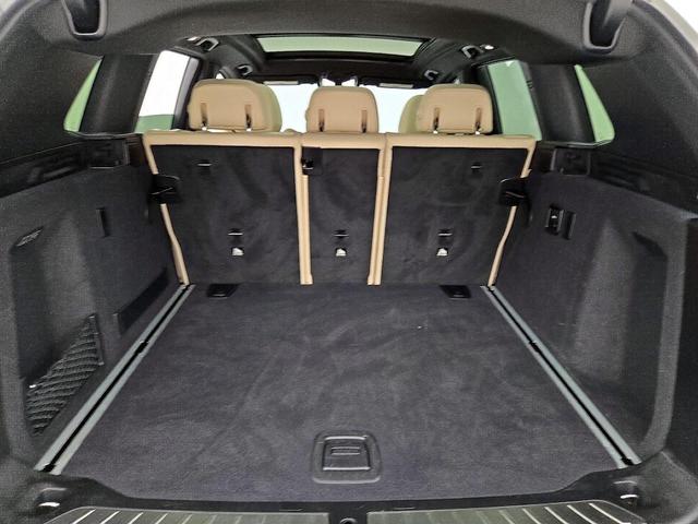 Photo of 2022 White BMW X3