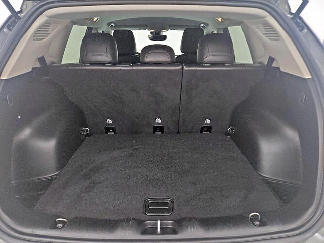 Photo of 2022 Gray Jeep Compass