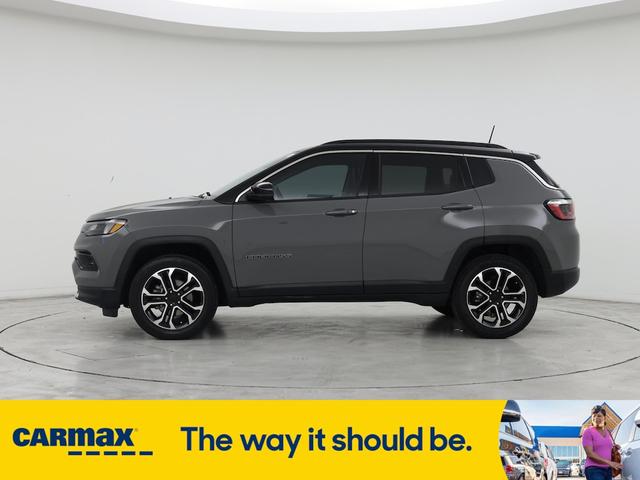 Photo of 2022 Gray Jeep Compass