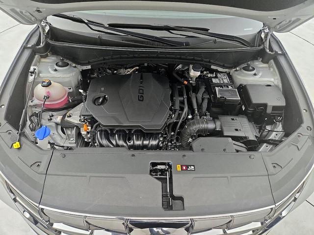 Photo of 2023 Silver Hyundai TUCSON