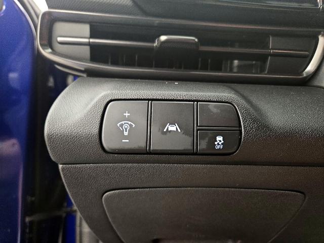 Photo of 2023 Blue Hyundai ELANTRA