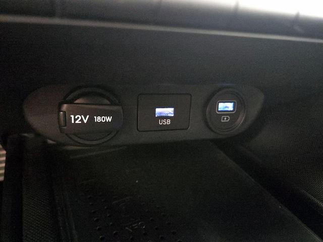Photo of 2023 Blue Hyundai ELANTRA