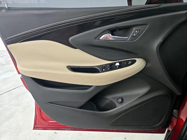 Photo of 2017 Red Buick Envision
