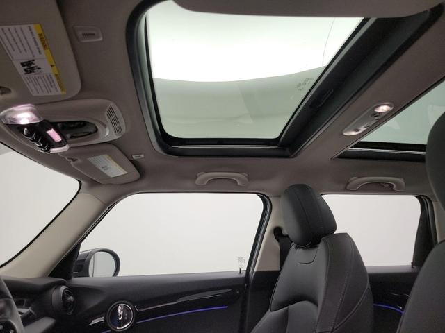 Photo of 2022 Green MINI Hardtop