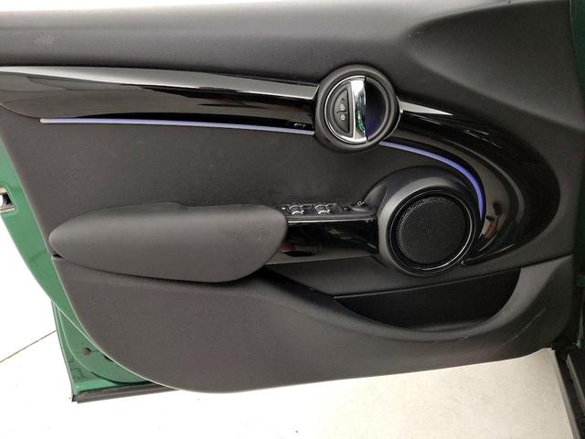 Photo of 2022 Green MINI Hardtop