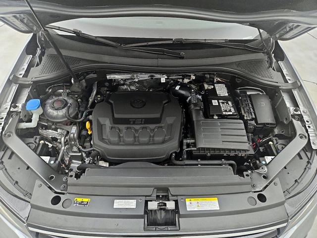Photo of 2023 Silver Volkswagen Tiguan