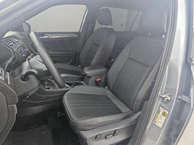 Photo of 2023 Silver Volkswagen Tiguan