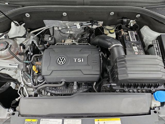 Photo of 2022 White Volkswagen Atlas Cross Sport