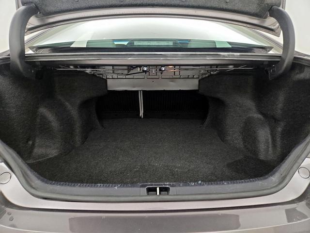 Photo of 2017 Gray Toyota Camry