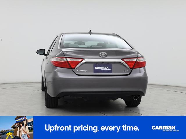 Photo of 2017 Gray Toyota Camry