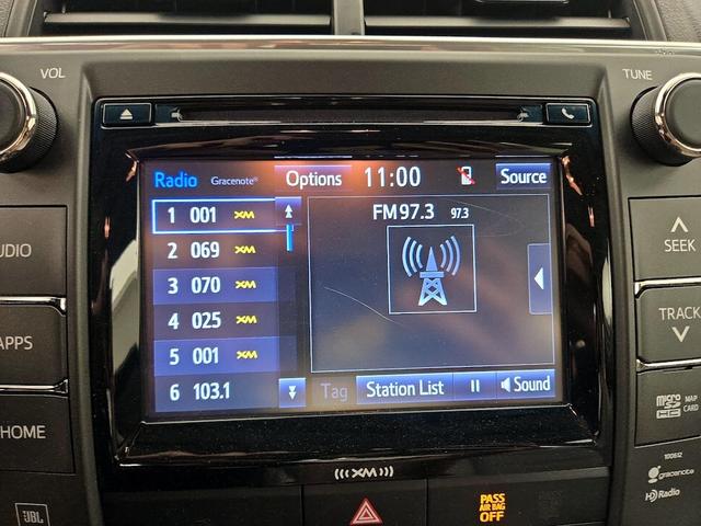 Photo of 2017 Gray Toyota Camry