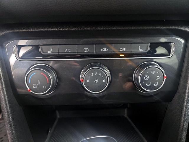 Photo of 2024 Gray Volkswagen Tiguan