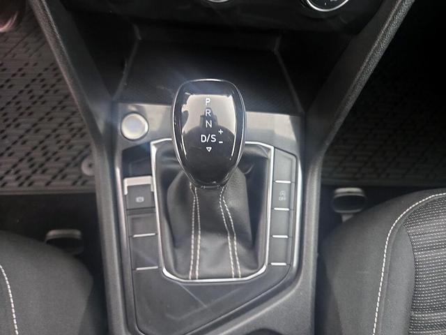 Photo of 2024 Gray Volkswagen Tiguan