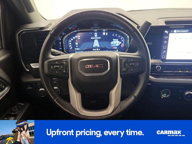 Photo of 2022 White GMC Sierra 1500