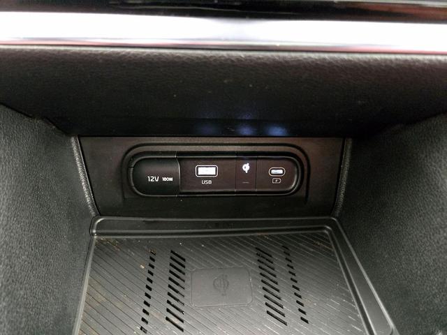 Photo of 2023 Gray Kia Sportage