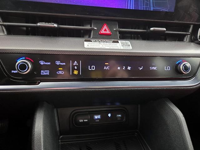 Photo of 2023 Gray Kia Sportage