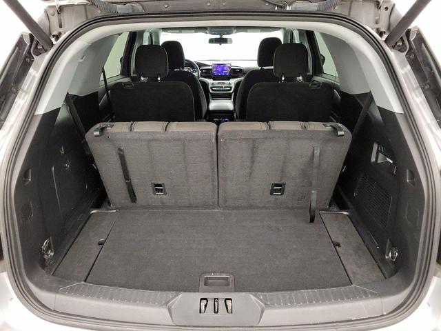 Photo of 2022 Silver Ford Explorer