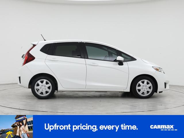Photo of 2016 White Honda Fit