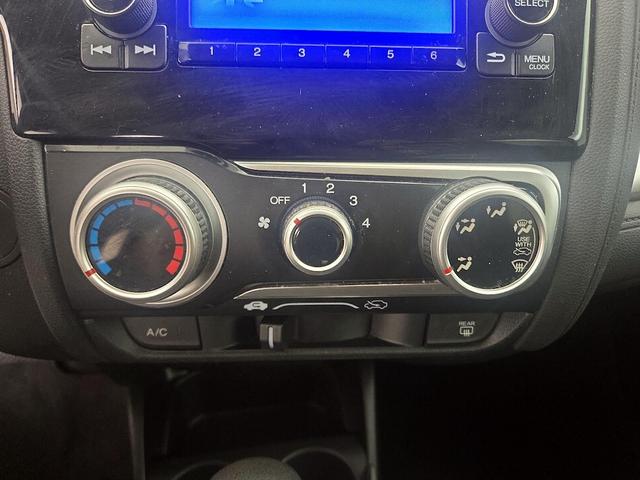 Photo of 2016 White Honda Fit