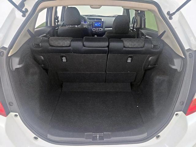 Photo of 2016 White Honda Fit