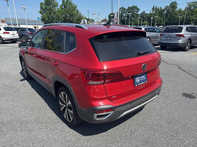 Photo of 2022 Red Metallic Volkswagen Taos