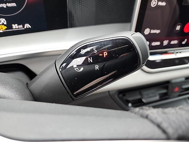 Photo of 2025 Platinum Gray Metallic Volkswagen Tiguan