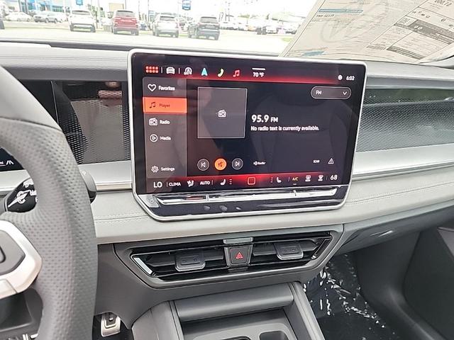 Photo of 2025 Platinum Gray Metallic Volkswagen Tiguan