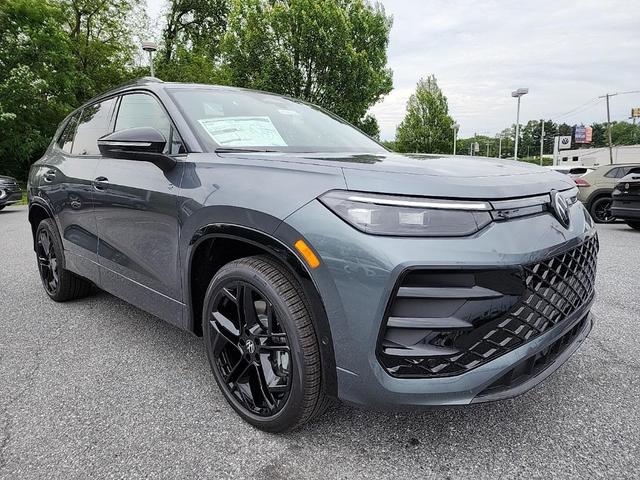 Photo of 2025 Platinum Gray Metallic Volkswagen Tiguan