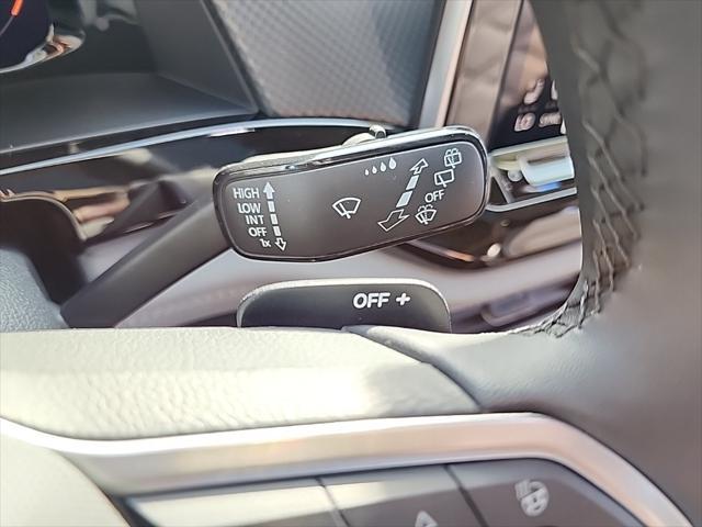 Photo of 2025 Avocado Green Pearl Volkswagen Atlas
