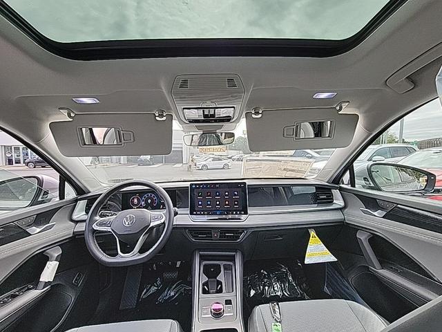 Photo of 2025 Pyrite Silver Metallic Volkswagen Tiguan