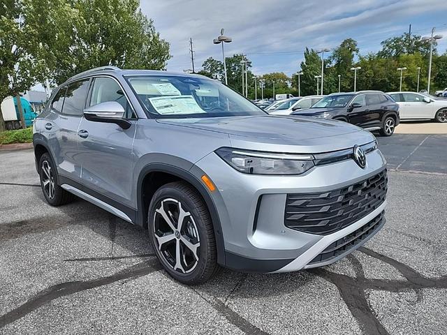 Photo of 2025 Pyrite Silver Metallic Volkswagen Tiguan